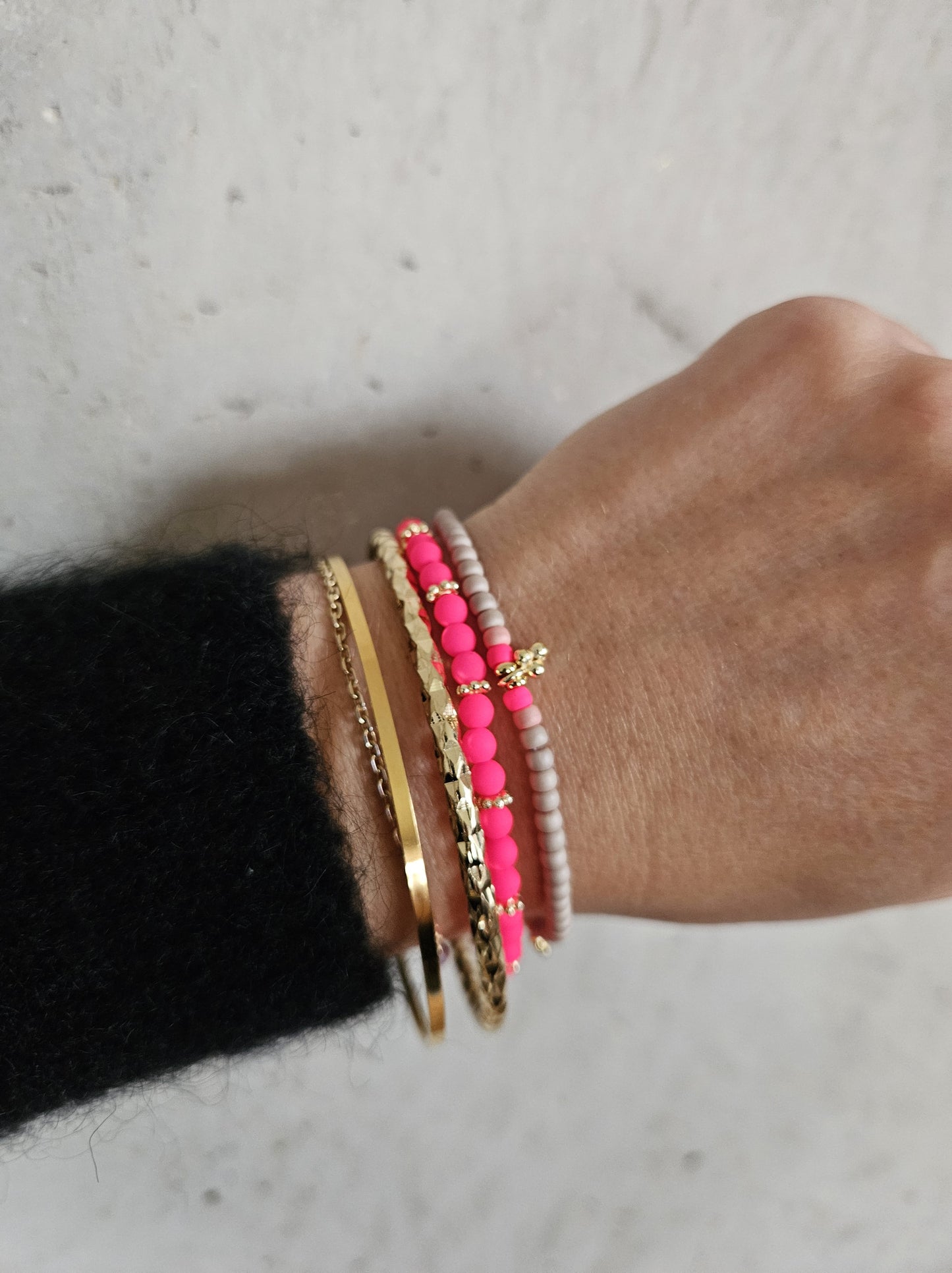 Handgefertigtes Armband          ▪️MINI NEON PINK